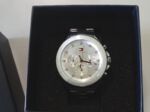 TOMMY HILFIGER Damenuhr NEU ungetragen Full Case