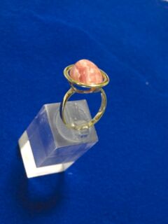 Goldener Vintage Damenring "Rhodochorisit" 14 Karat rosa