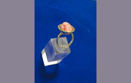 Goldener Vintage Damenring "Rhodochorisit" 14 Karat rosa